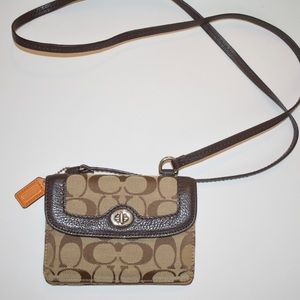 Small Coach crossbody wallet